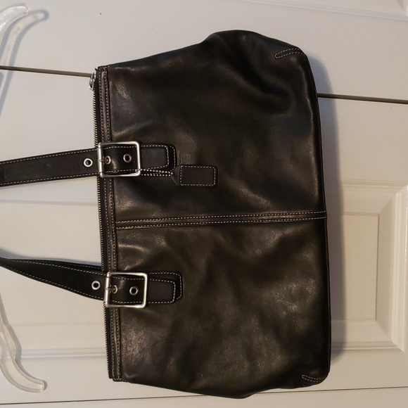 Coach black handbag - Picture 1 of 3